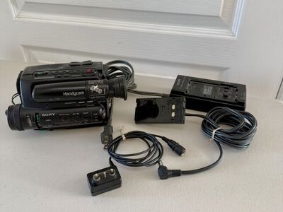 *PARTS* Sony CCD-TR5 Hi-8 Video Camera Camcorder