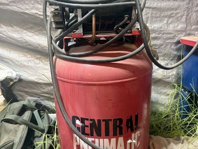 Central Pneumatic 26 gallon air compressor