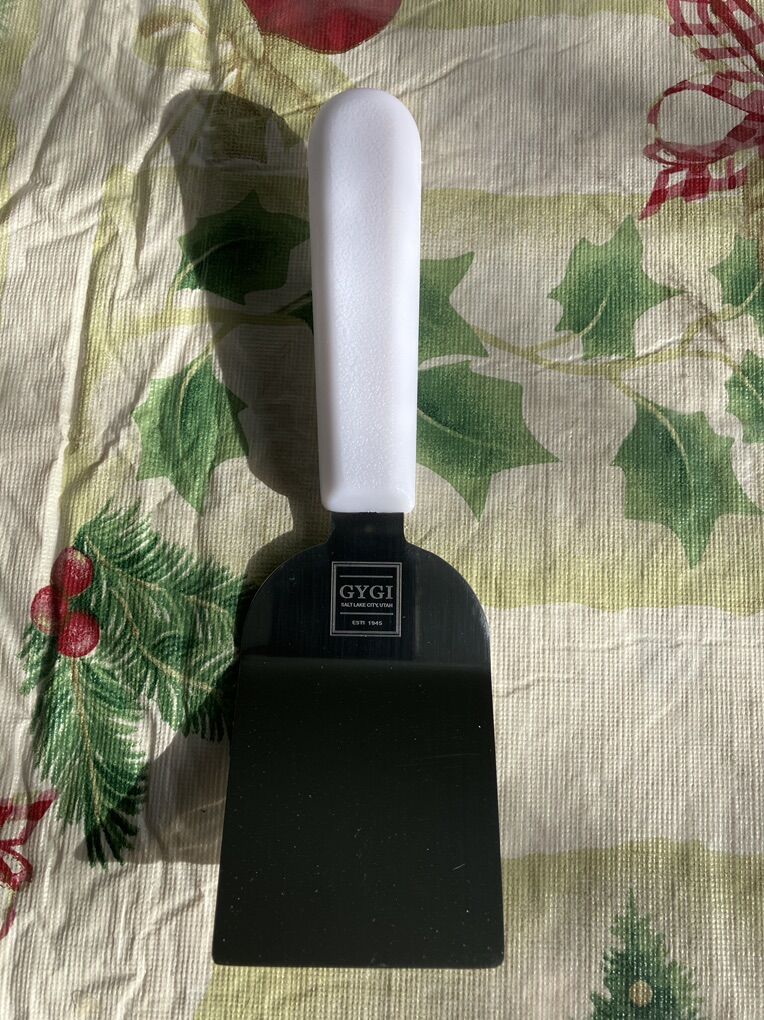 New Orson Gygi Serving Spatula