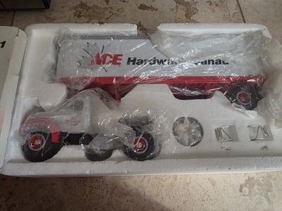 FIRST GEAR 1960 MACK B61 TRACTOR & SEMI TRAILER “ACE HARDWARE CANADA”
