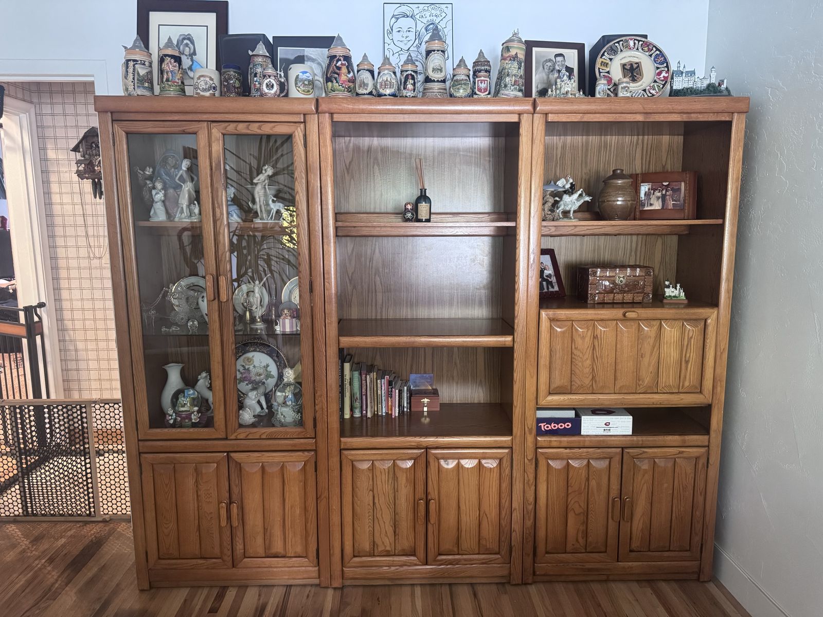 Complete Living Room Furniture Set – Excellent Condition