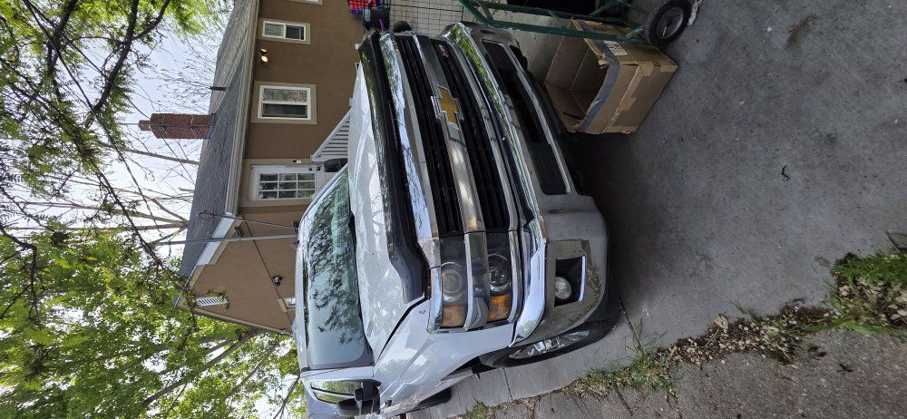 2015 chev 3500 4 door long bed