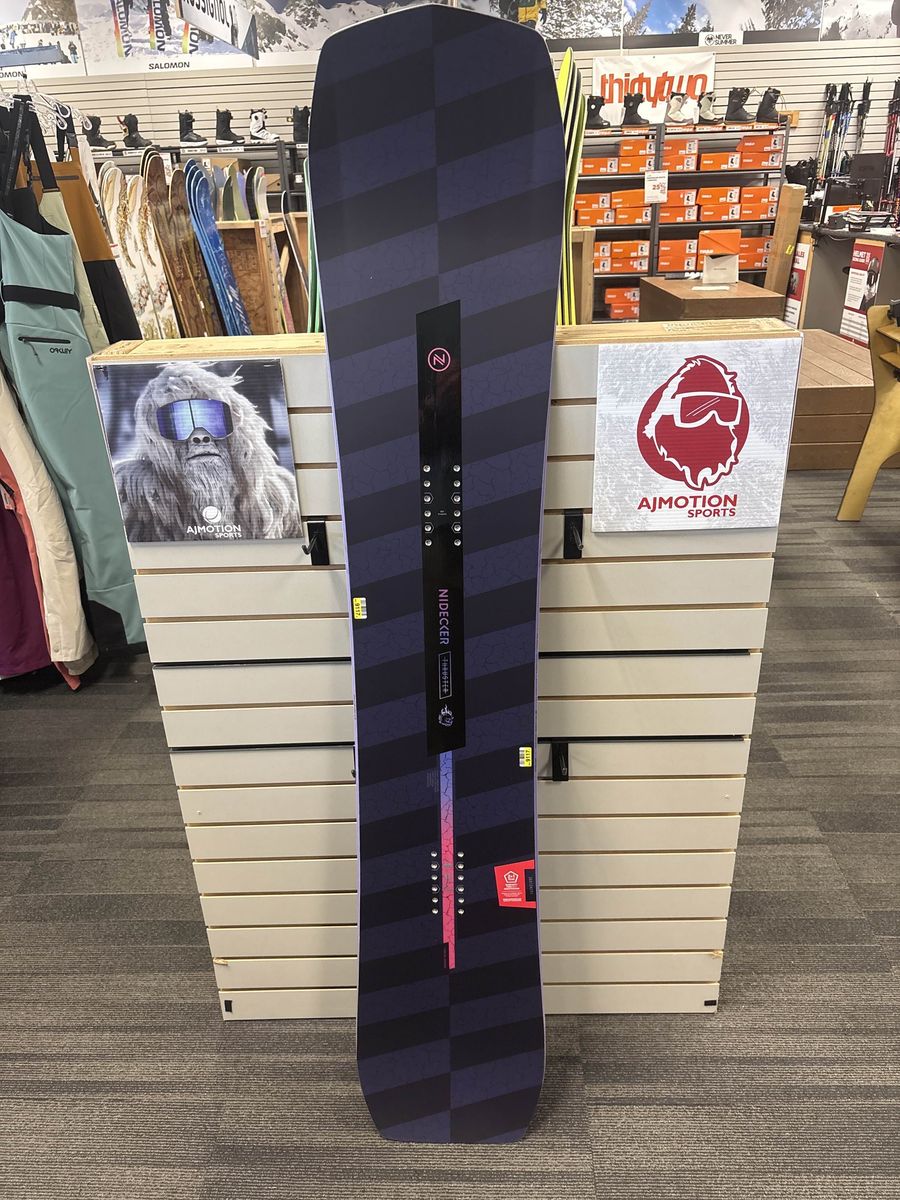 Nidecker Thruster 162cm Wide Snowboard - Lightly Used (2026)