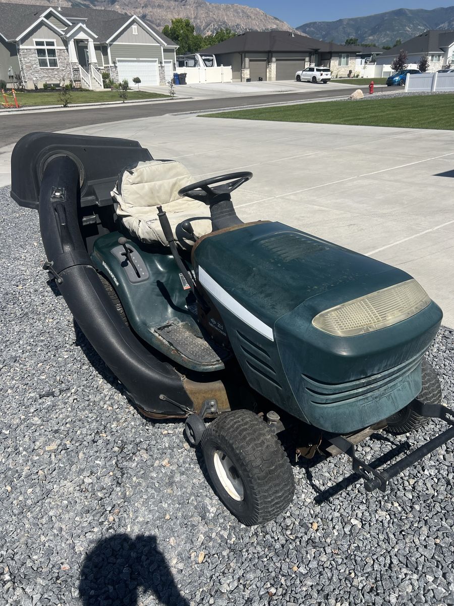 Craftsman Riding Lawn Mower