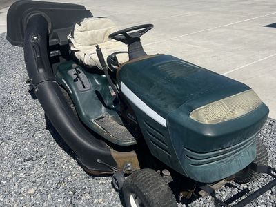 Craftsman Riding Lawn Mower