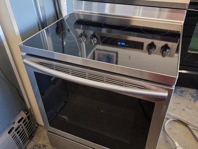 Samsung electric stove.
