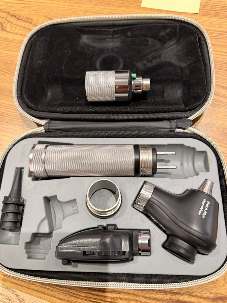 Welch Allyn Diagnostic Set