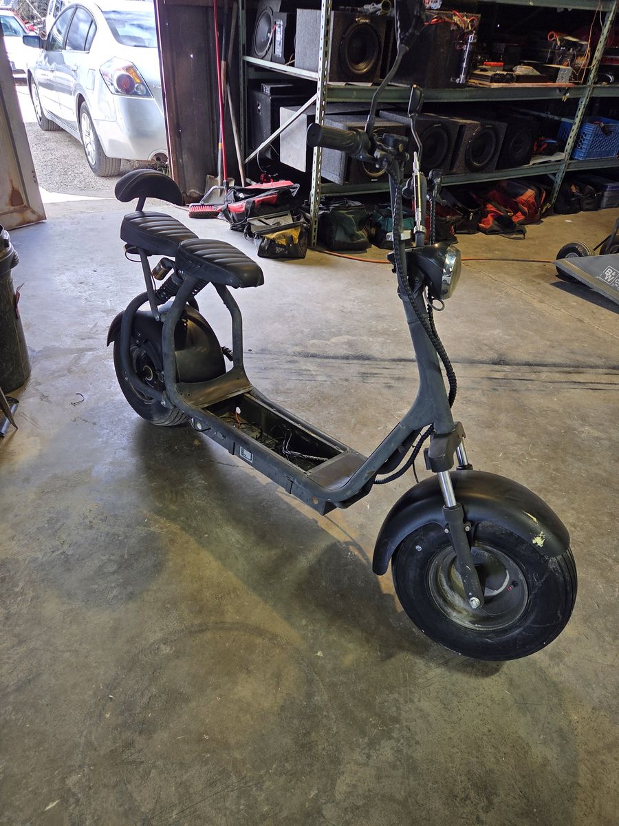 Scooter with no motor NEED IT GONE ASAP