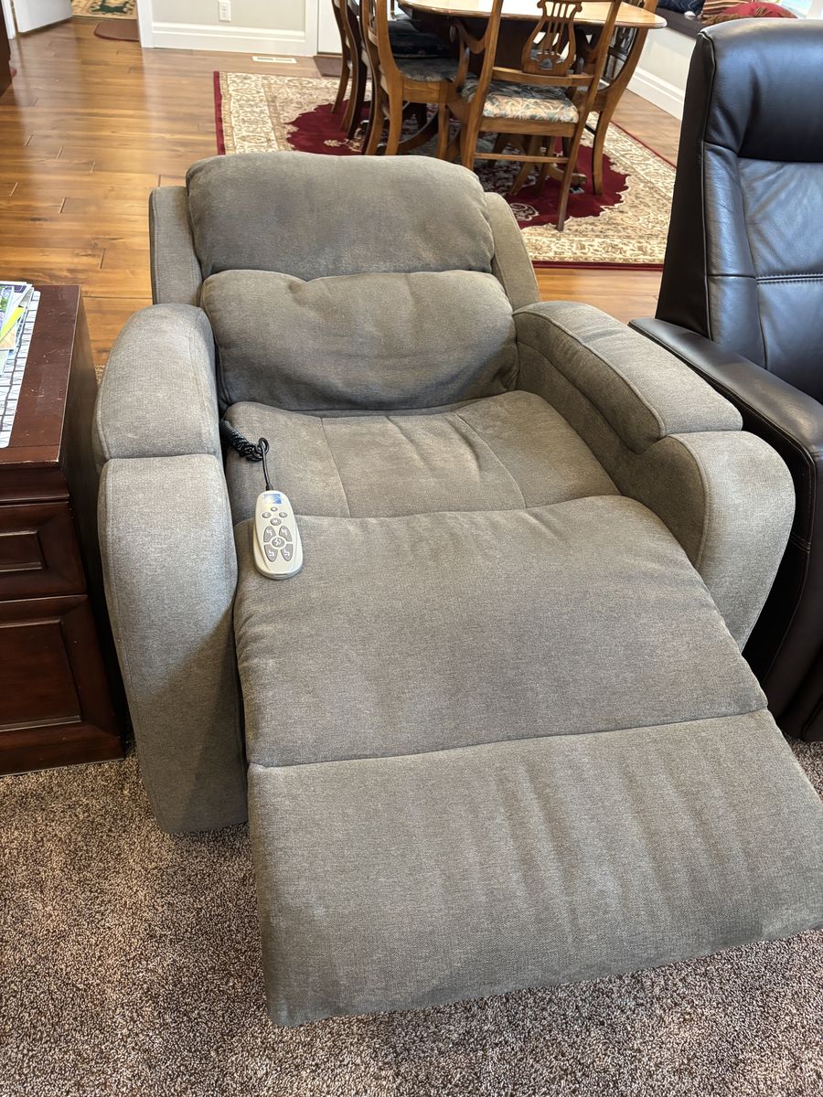 Lift Recliner