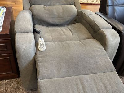 Lift Recliner