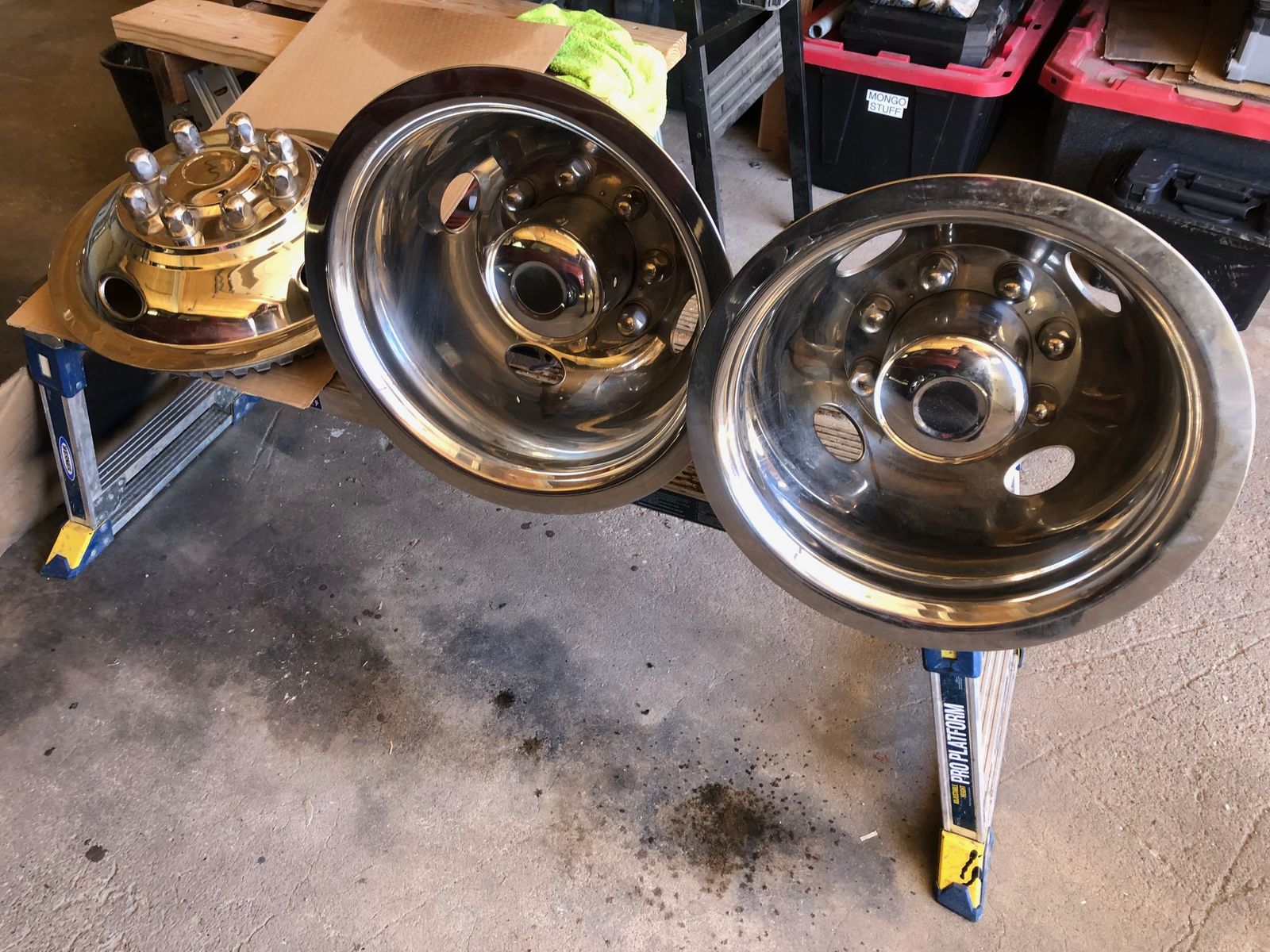 16" RV 4 HOLE POLISHED INSERTS FOR E350-E450