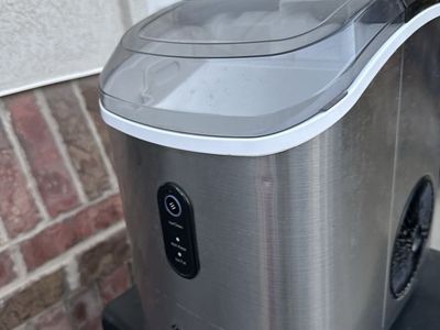 Ecozy ice maker