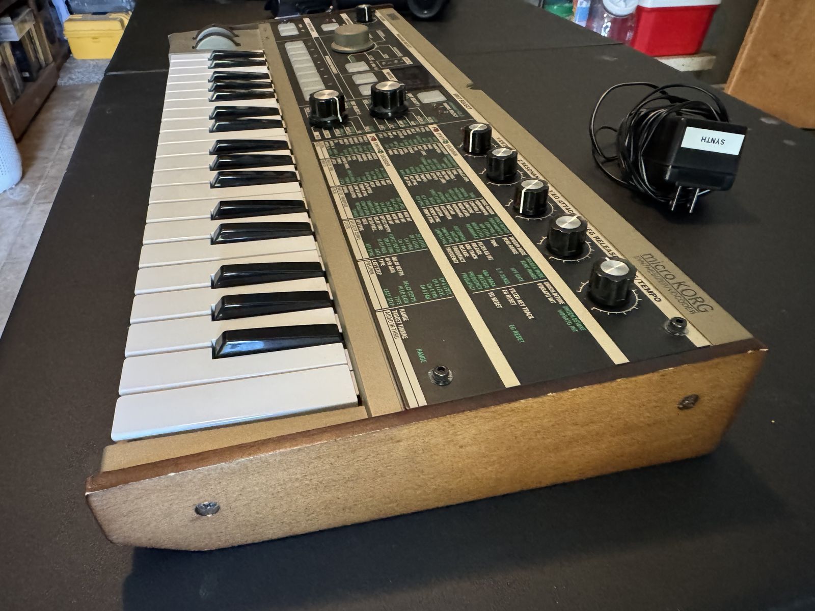 Micro KORG Synthesizer