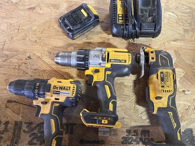 Dewalt tools set 200 or best offer