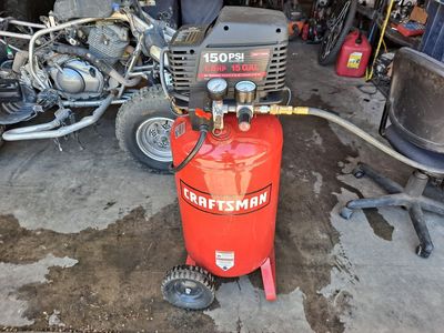 Craftman air compressor 15 gallon, excellent operation