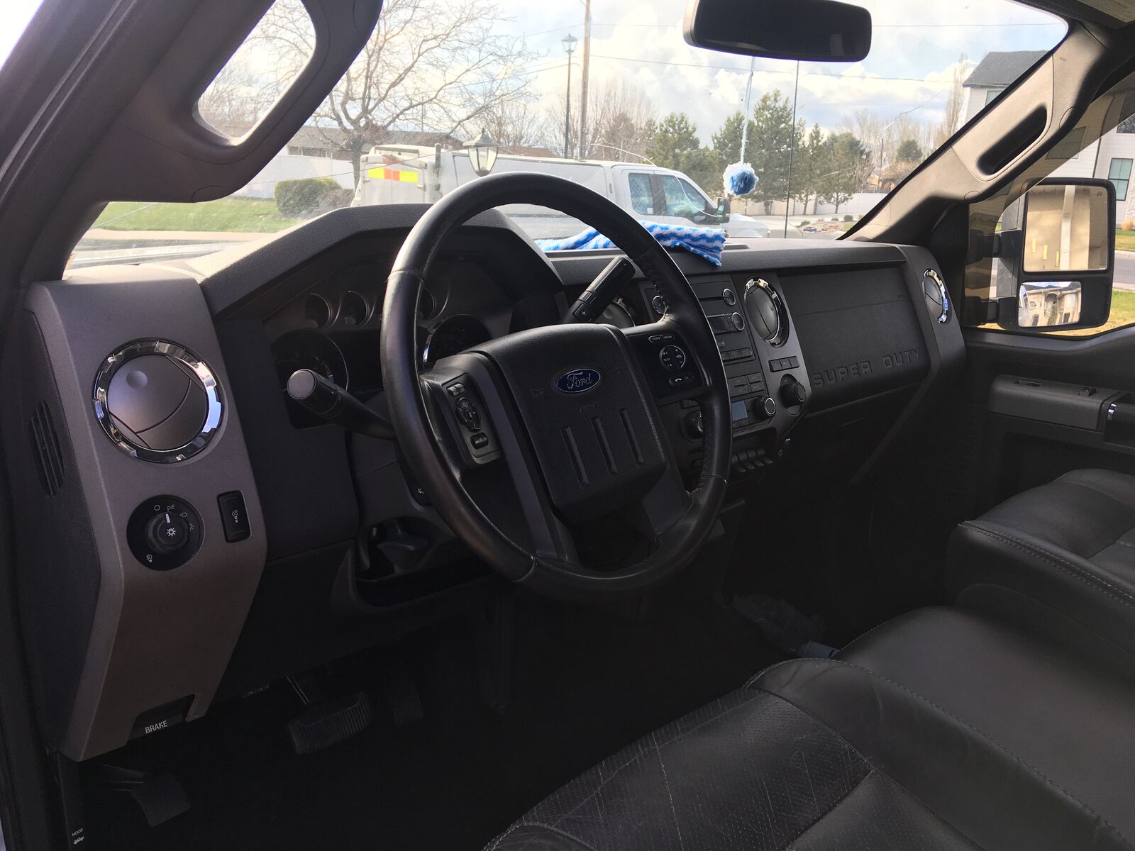 2011 Ford F-350 Super Duty Lariat