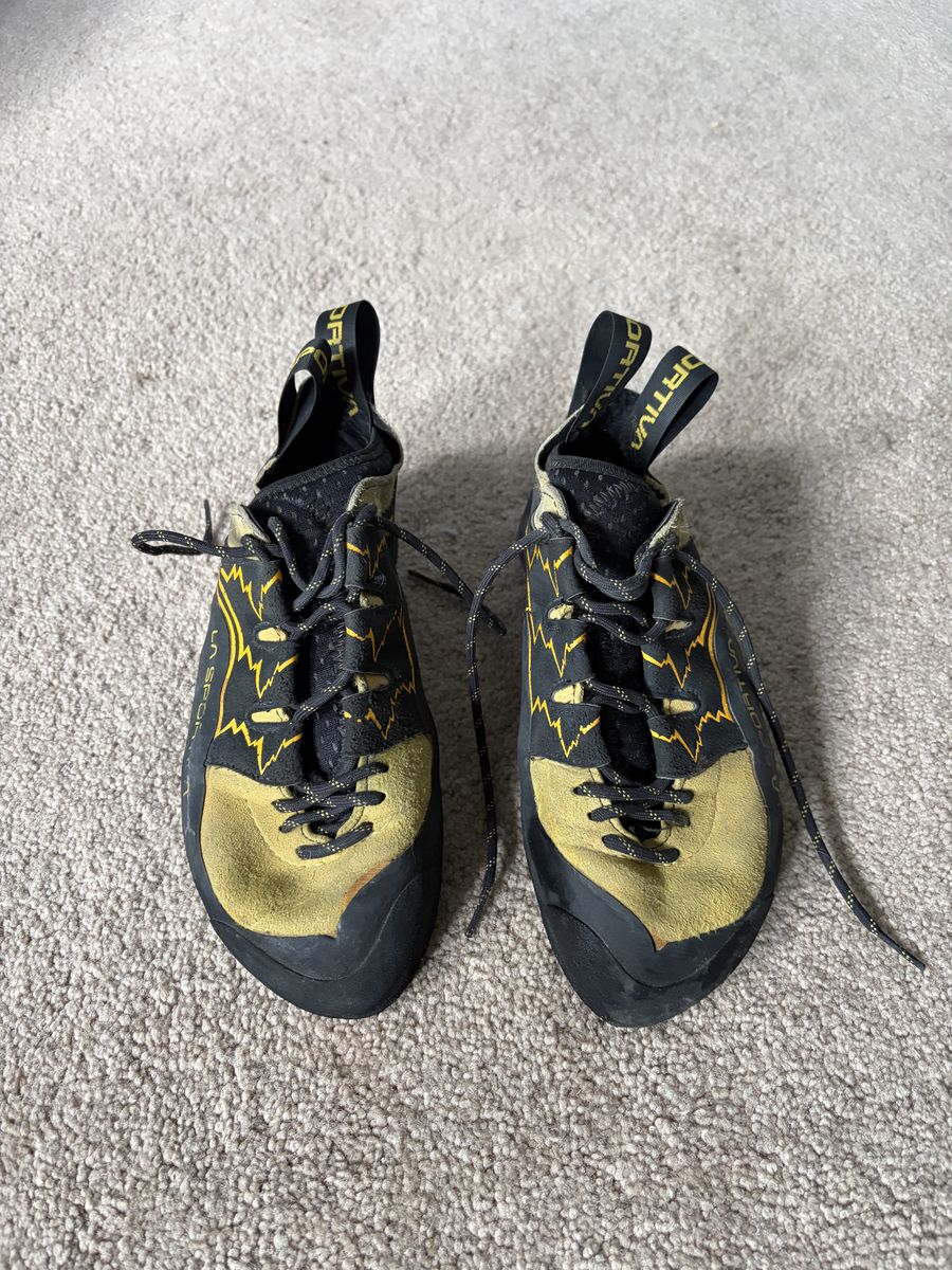 La Sportiva Katana Climbing Shoes (EU 40, M7.5, W8.5)