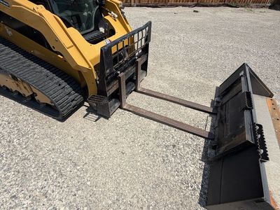 CAT Skid Steer Pallet Forks Attachment