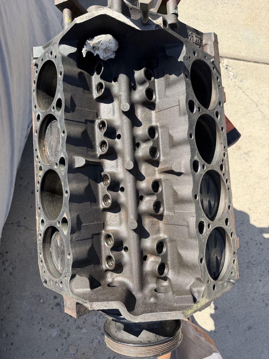 Chevy 350 5.7L Small Block V8 Engine Block Core (Casting #14093638)