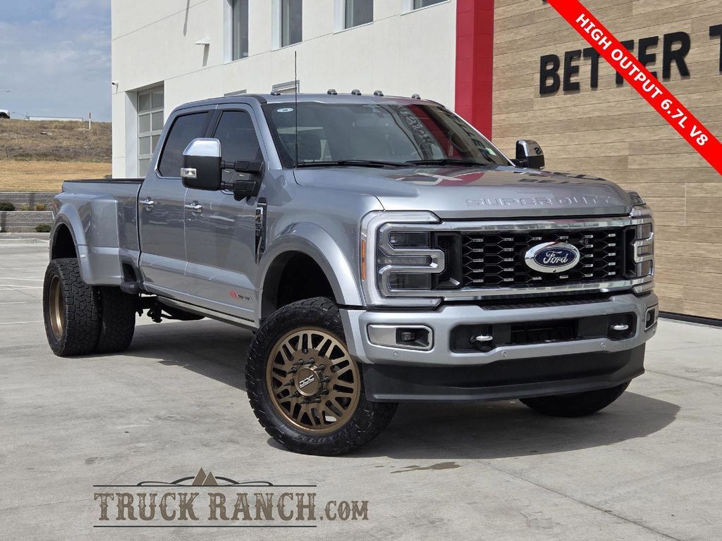 2023 Ford F-450 Platinum