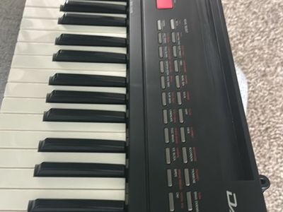 Vintage 61 keys Yamaha psr 7