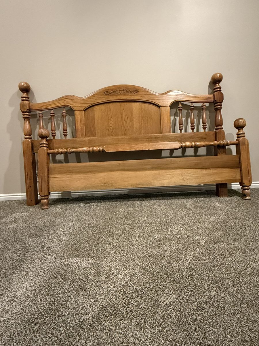 Solid Wood Bedroom Set - King Bed, Dresser w/ Mirror, Chest of Drawers, Armoire - Oak Finish