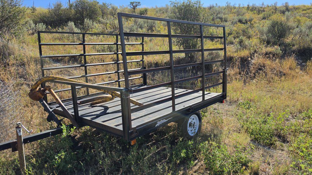 Utility Trailer with High Rail Sides