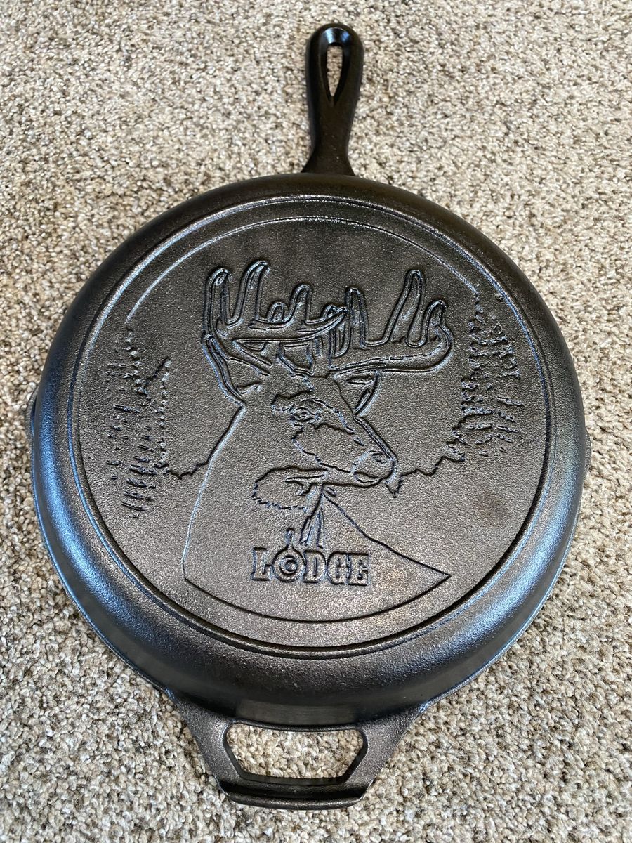 Cast Iron Skillet Lodge Buck #8 - Great Dutch Oven Accessory