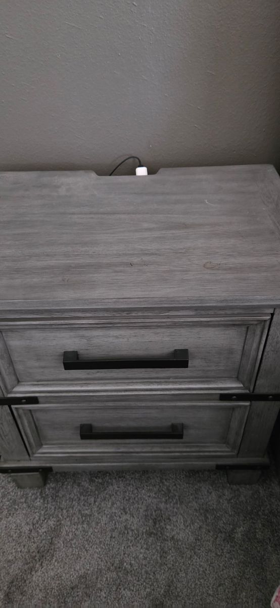Main image 3