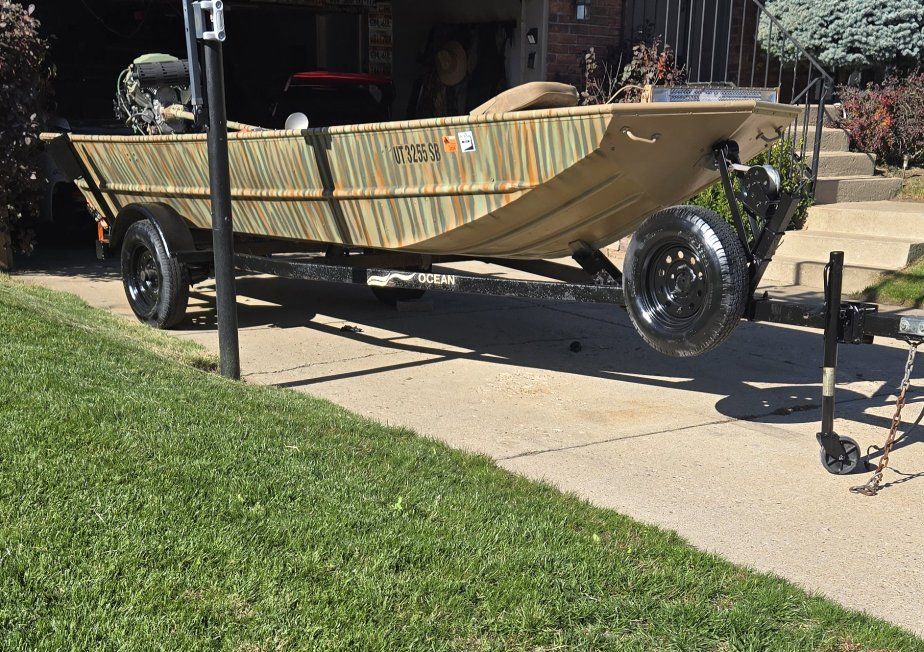 Lowe Aluminum Boat