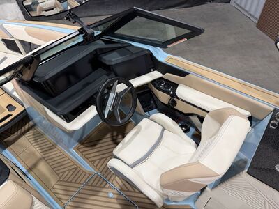 2025 Mastercraft XStar 25