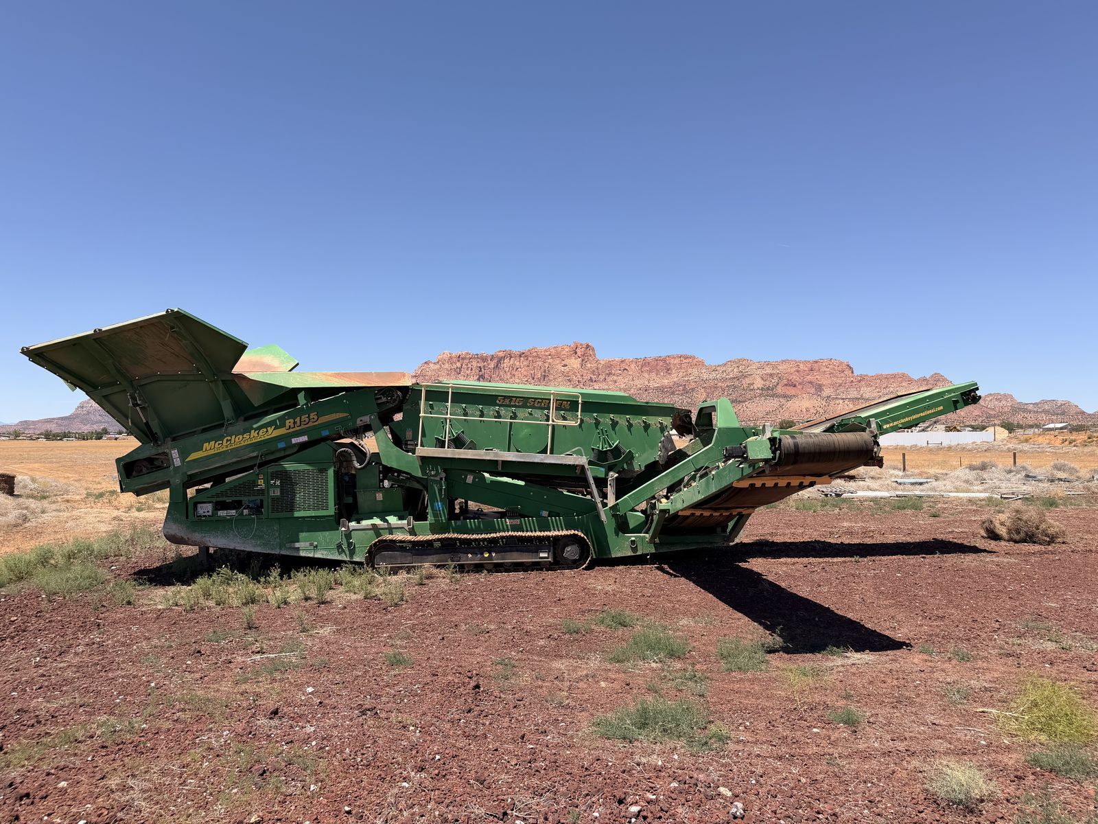 2017 McCloskey R155 Crawler Screen Plant