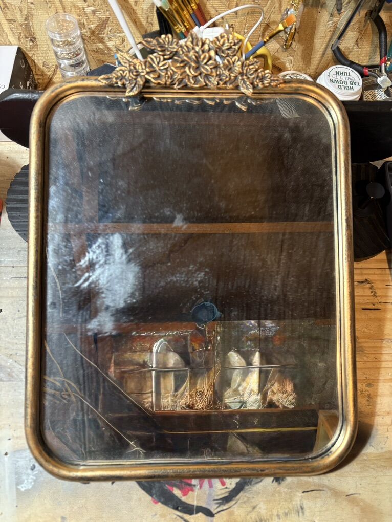 NEED GONE Vintage Inspired Floral Mirror
