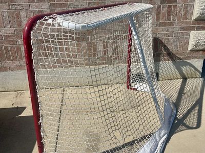 Hockey goal