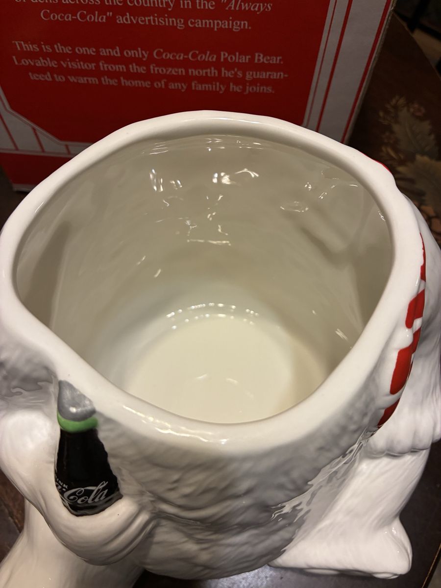 Main image 6