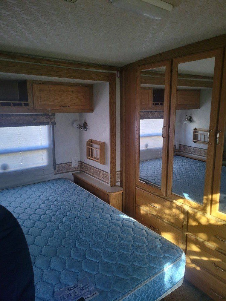 Main image 13