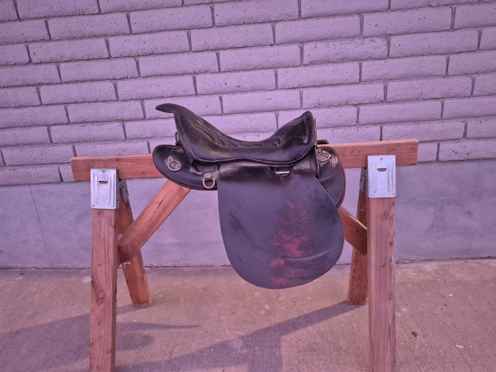 Trooper Saddle
