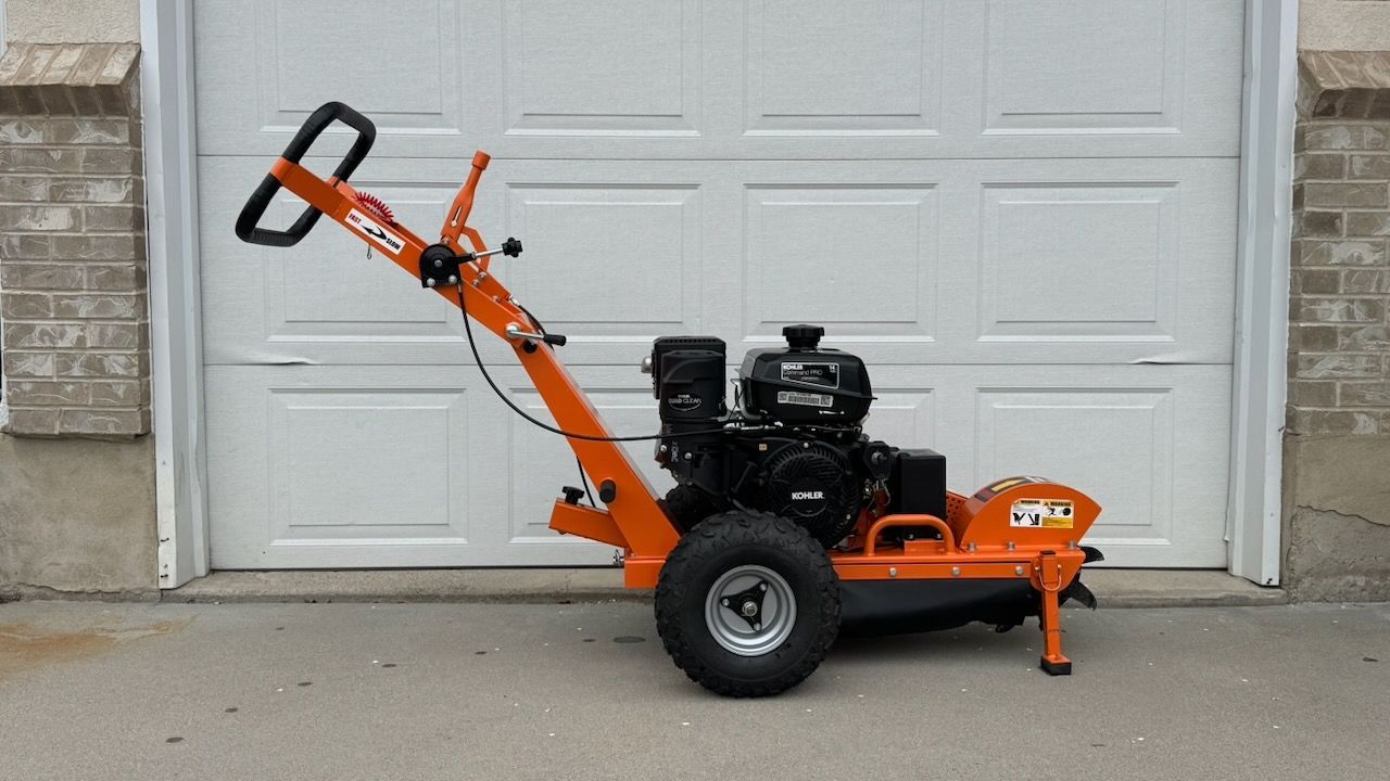 11" 14HP Stump Grinder 6.4hrs - Power King Commercial