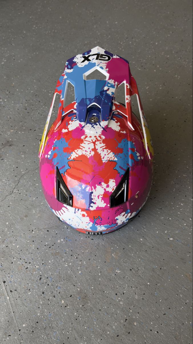 Main image 6