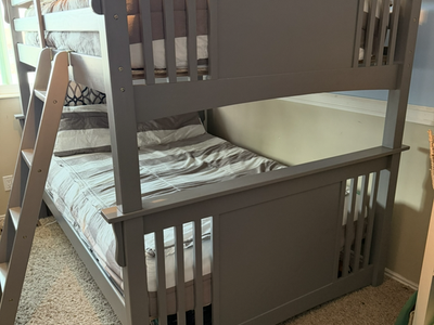 Bunk Beds: full over full