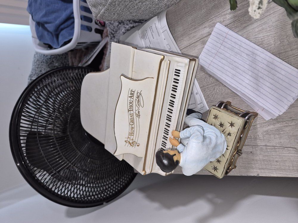 200$   elvis "grand piano" "how great thou art"