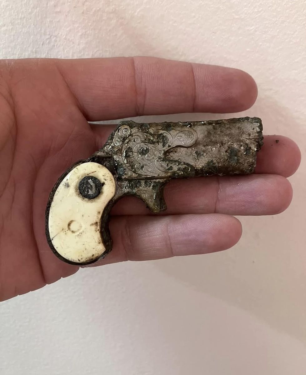 Toy gun relic