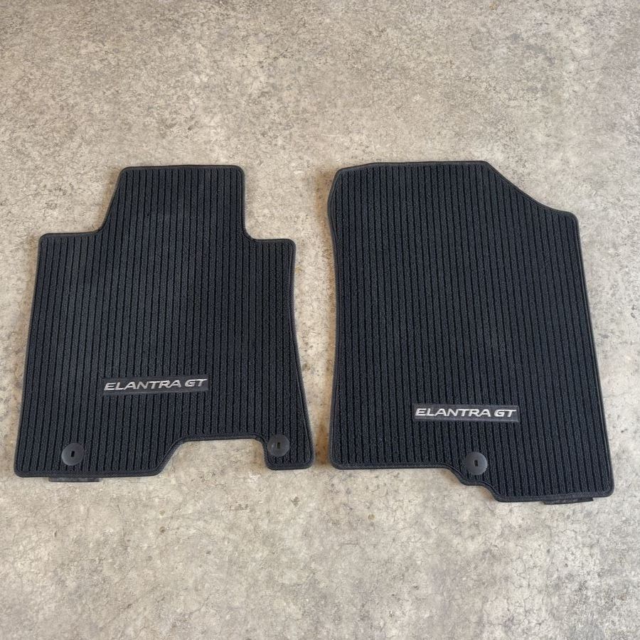 OEM 2011-2016 Hyundai Elantra GT Front Floor Mats