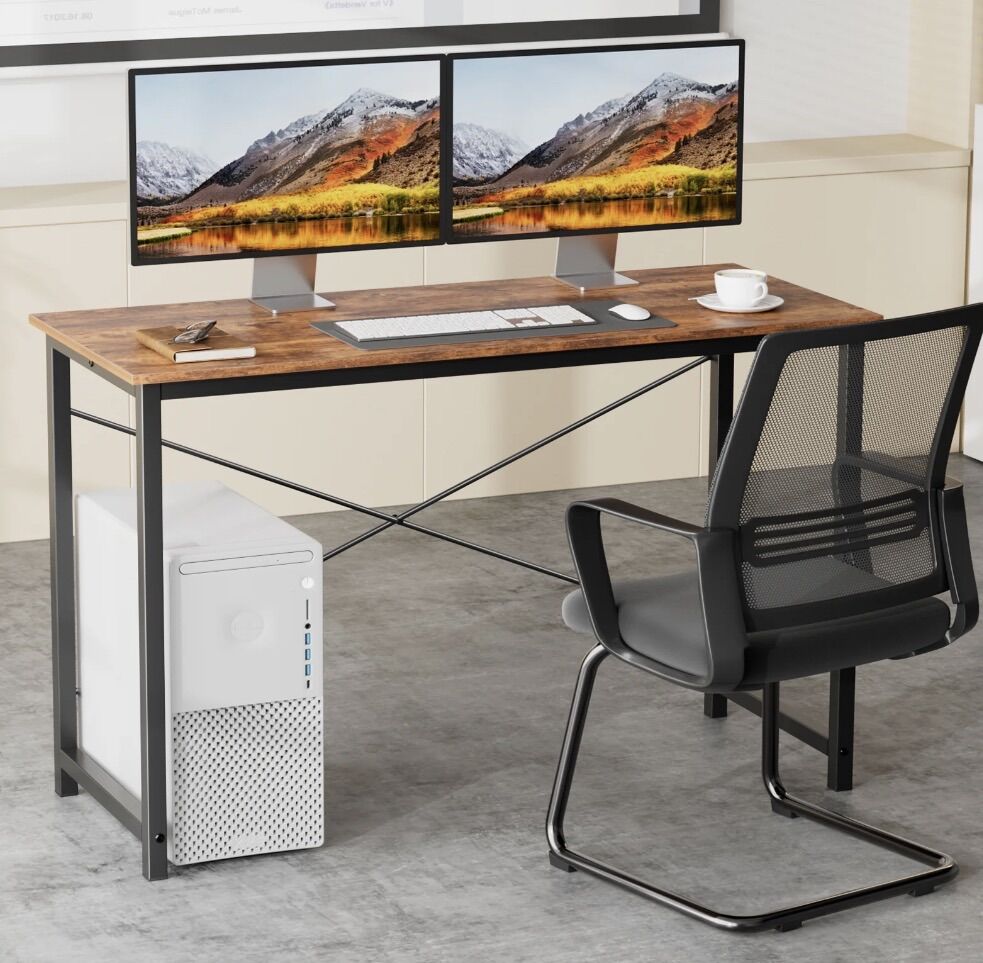 Brand New ComputeR Desk