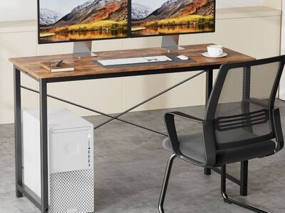 Brand New ComputeR Desk