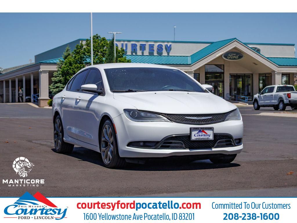 2015 Chrysler 200 S