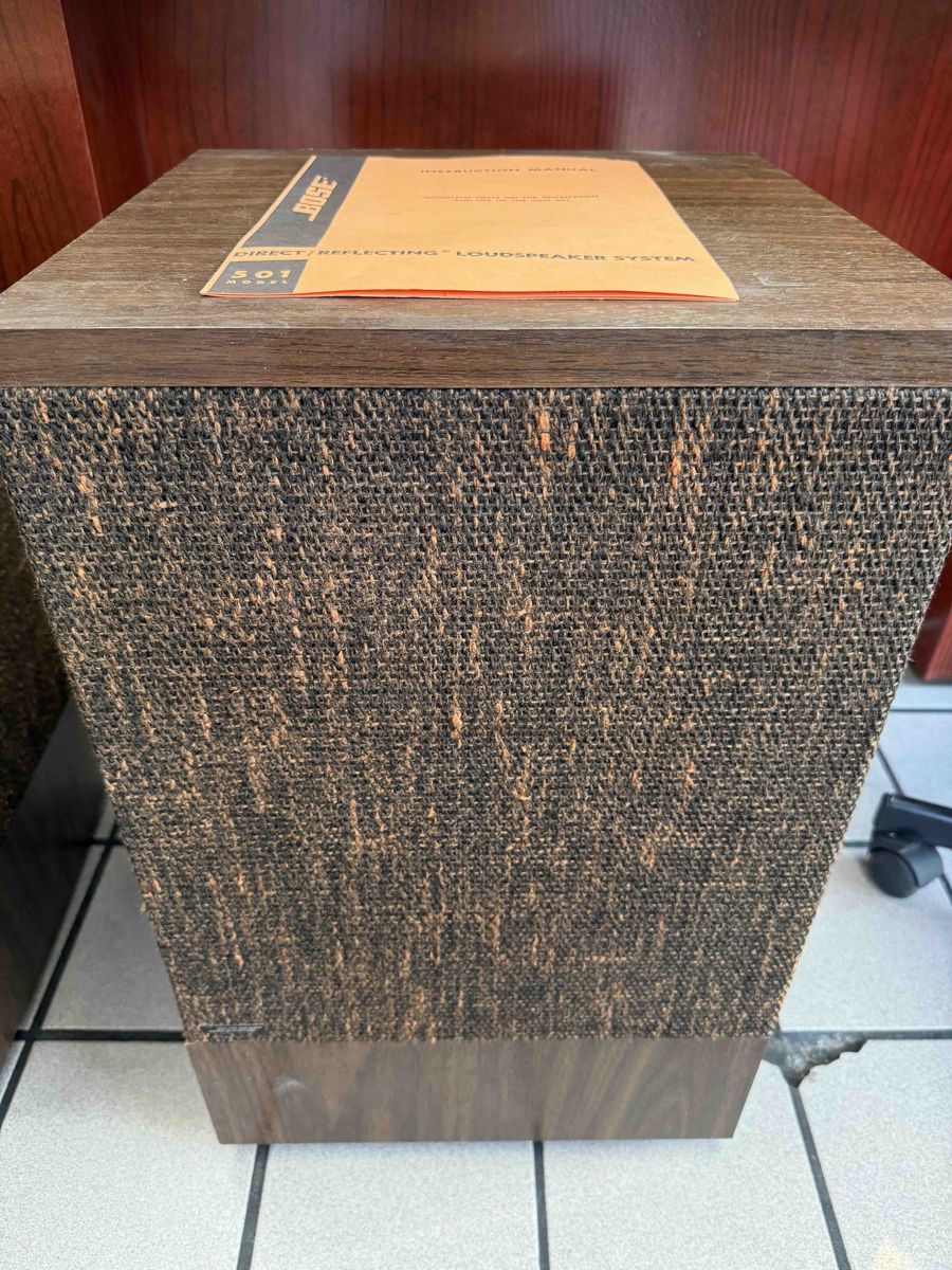 Vintage BOSE 501 Speaker Set