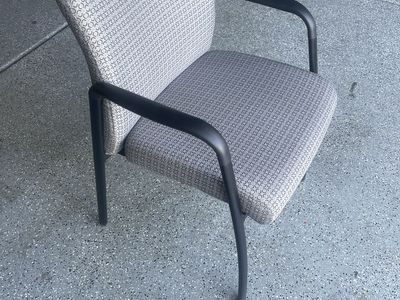 office guest chair