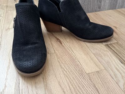 Black Beartraps Booties