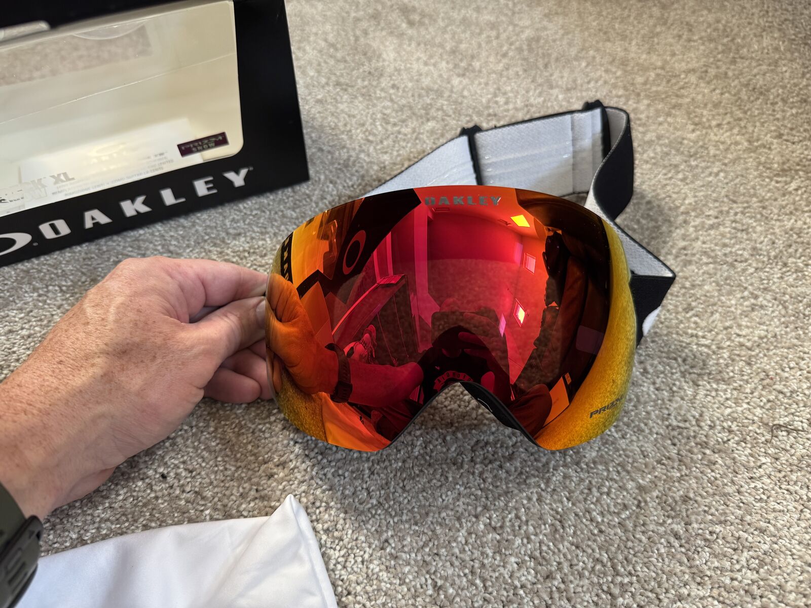 Oakley Flight DeckXL Prizm Goggles – Torch Iridium Lens, Large Fit, Brand New